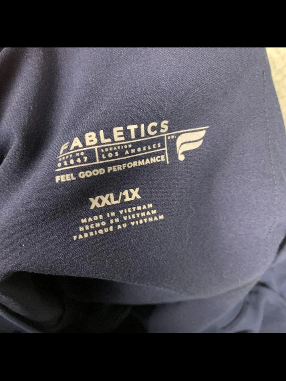 Fabletics Women's Navy V-Neck Scrub Top and Pants Set XL XXL 1X